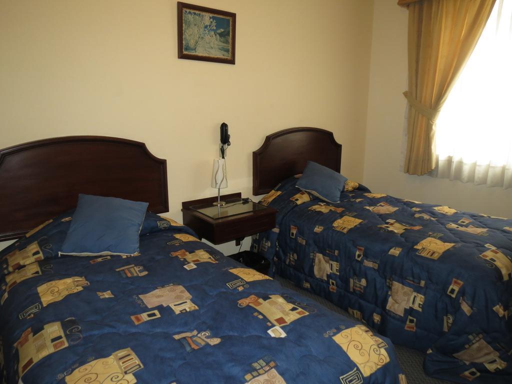 Hotel Plaza Mayor Lima Kamer foto