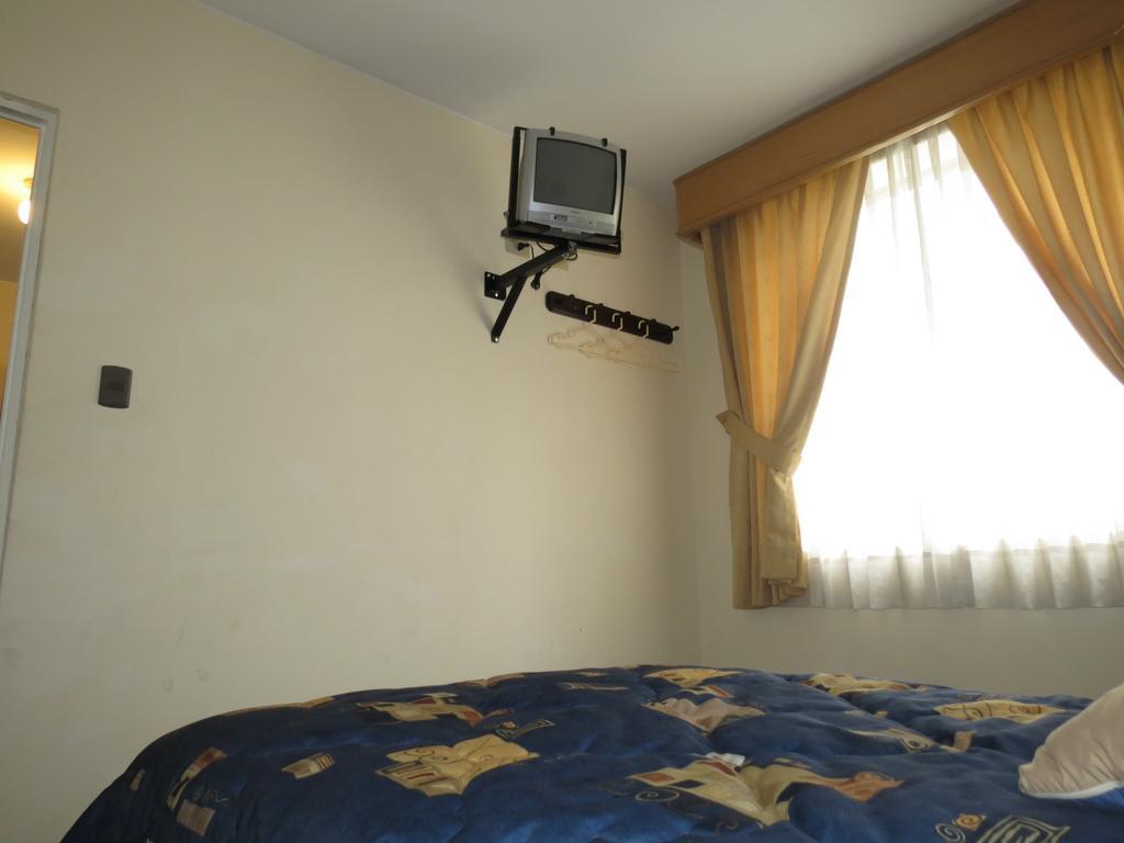 Hotel Plaza Mayor Lima Kamer foto