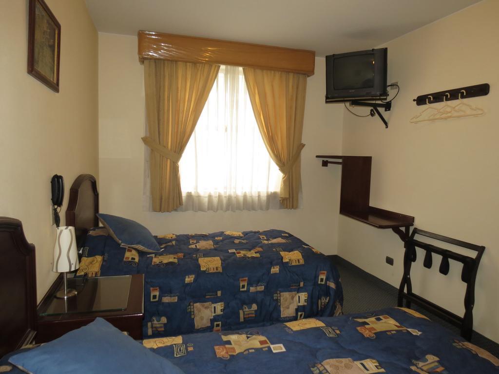Hotel Plaza Mayor Lima Kamer foto